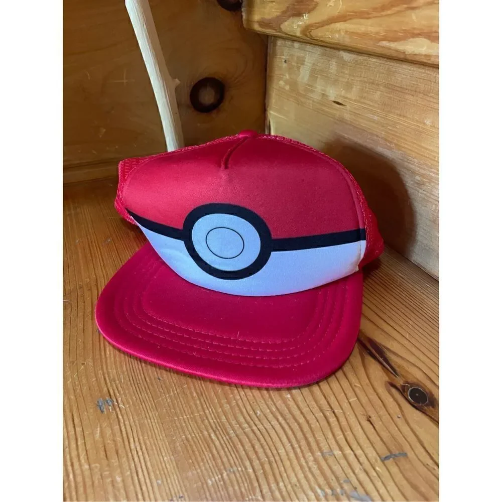 YOUTH RED/WHITE POKÉMON POKE BALL SNAPBACK TRUCKERS BASEBALL CAP